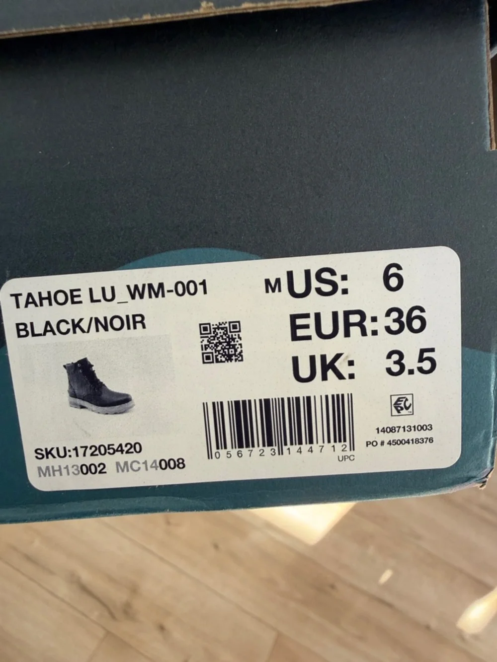 Sperry women’s Black Leather Lace-Up‎ Boots New with box, never used.
